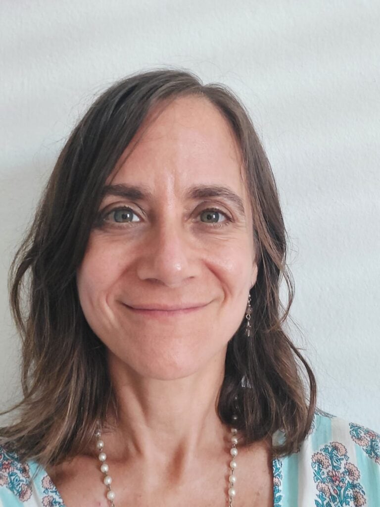 Paloma Todd Montes - Virgo Fotos para el calendario astrológico del Ullal. Stop glamping en Gandía.